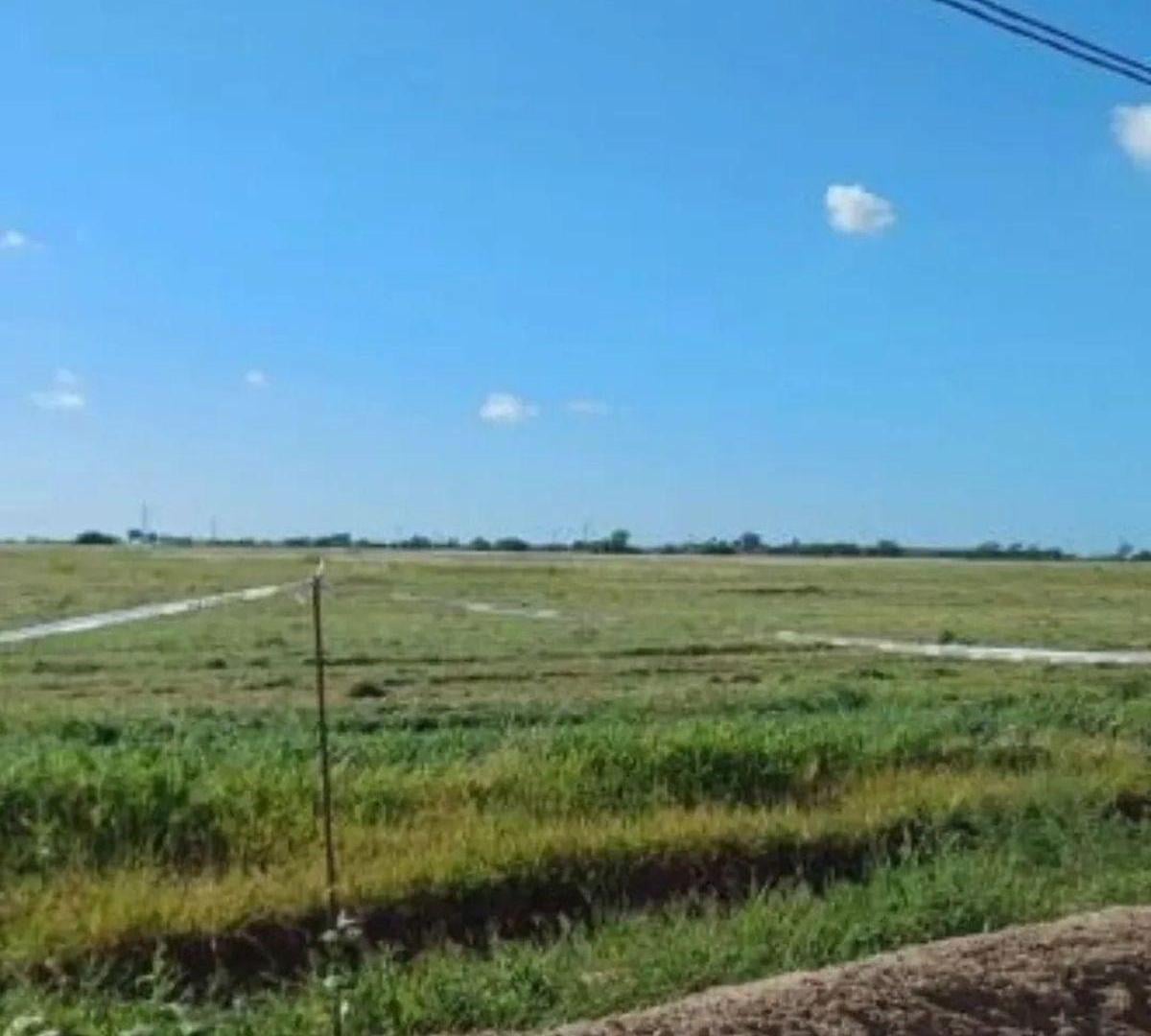 Foto de Lotes de 250 m² en Abras de Manantiales, imagen 4