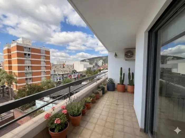 Dpto 1 dorm con balcón y cochera - Apto crédito - Villa Carlos Paz Centro-Córdoba 1