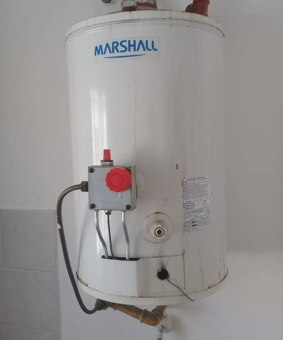 Departamento en complejo cerrado, con cochera y asador 5