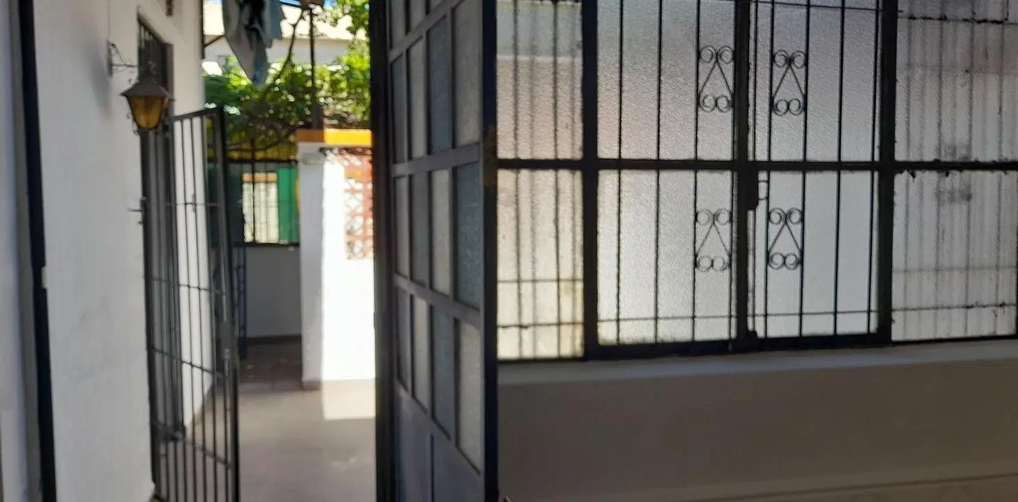 ¿Buscas una Casa Clásica? San Vicente 4