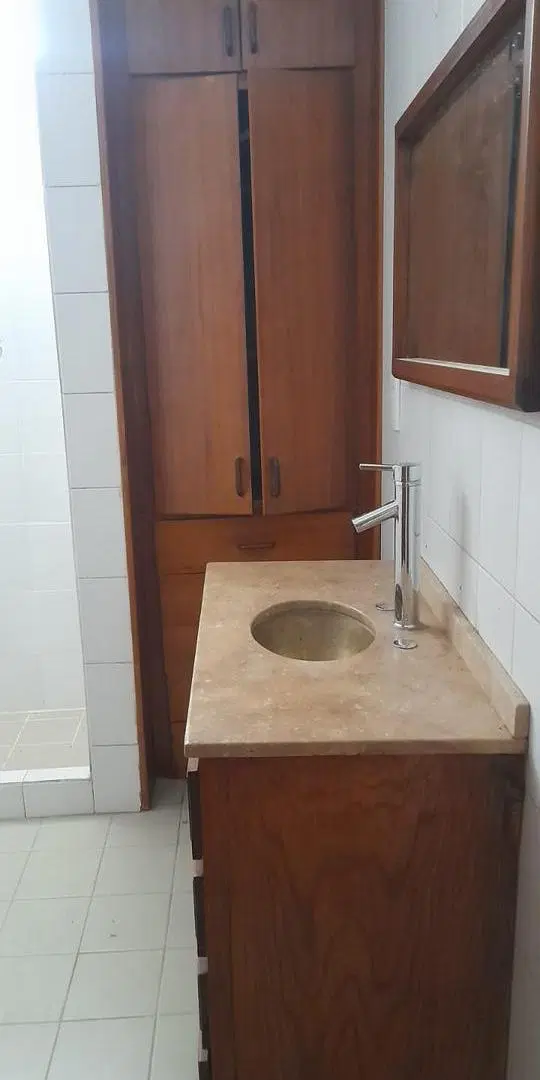 Casa en Parque San Vicente, con galpón 4