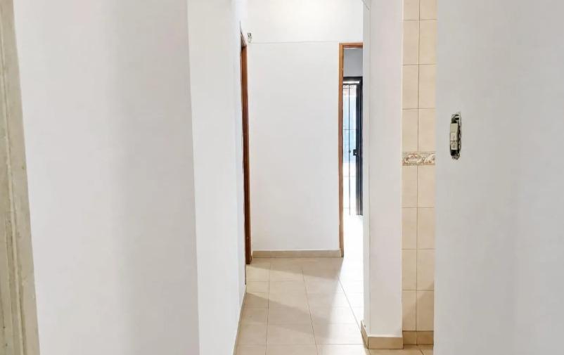 Foto de Casa 2 dormitorios con depto atrás - San Vicente, imagen 2