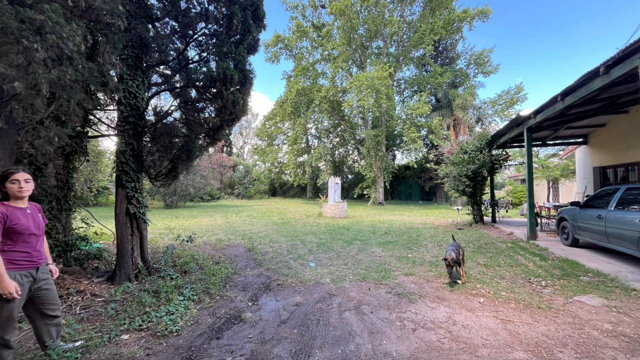 Foto de Lote 2562m2 a metros de V. Sársfield y Circunvalación, imagen 5