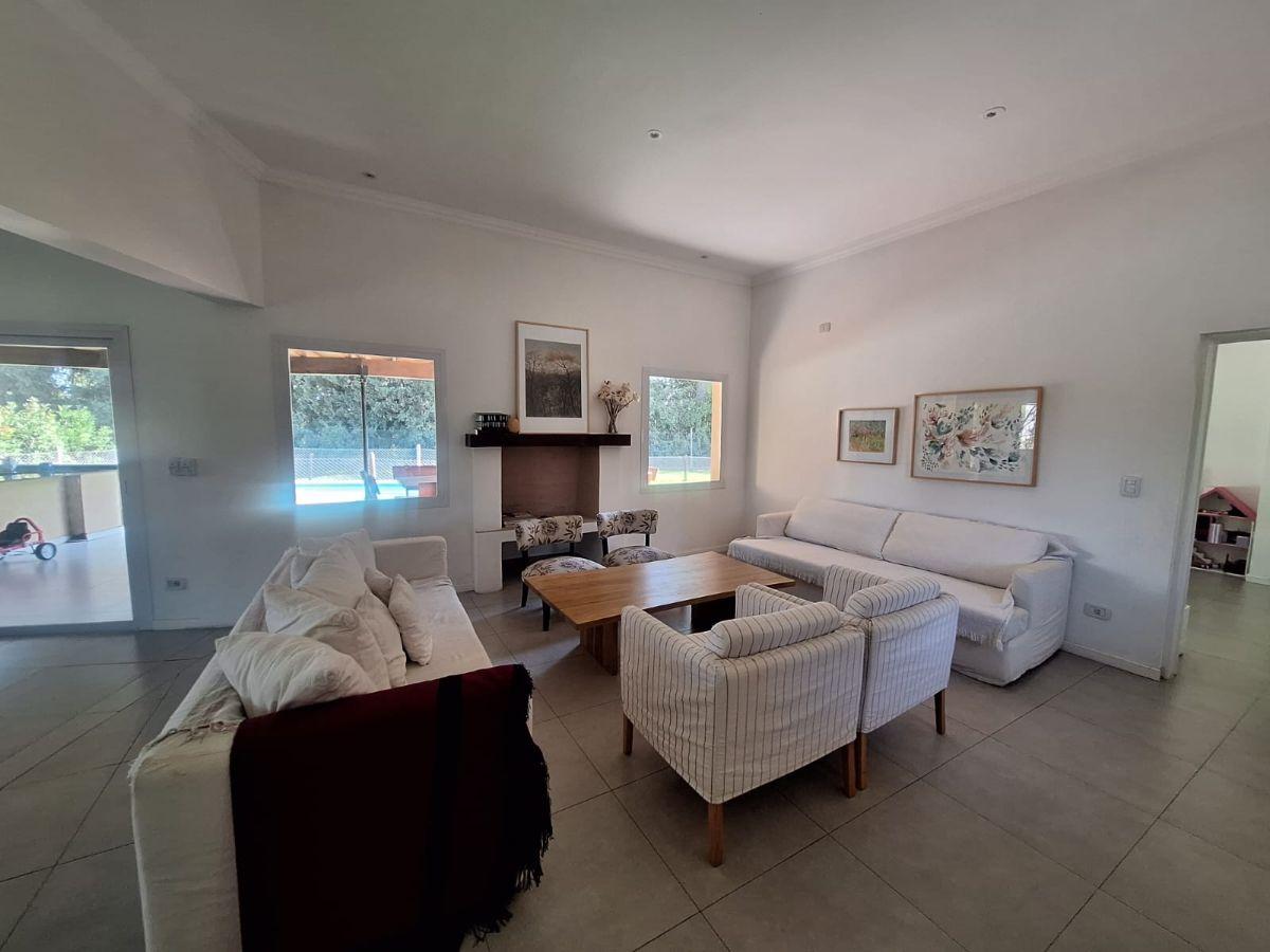 Foto de En alquiler - Casa en La argentina, Estancias del Pilar, imagen 3