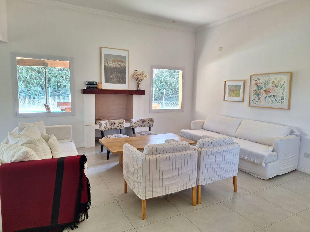 Foto de En alquiler - Casa en La argentina, Estancias del Pilar, imagen 2