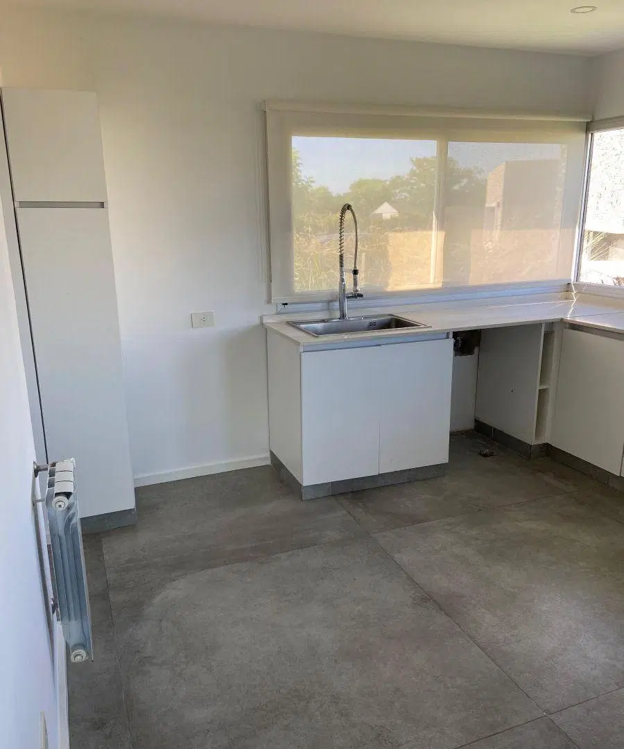 Casa en Alquiler en Barrio San Ramiro – Pilar del Este 2