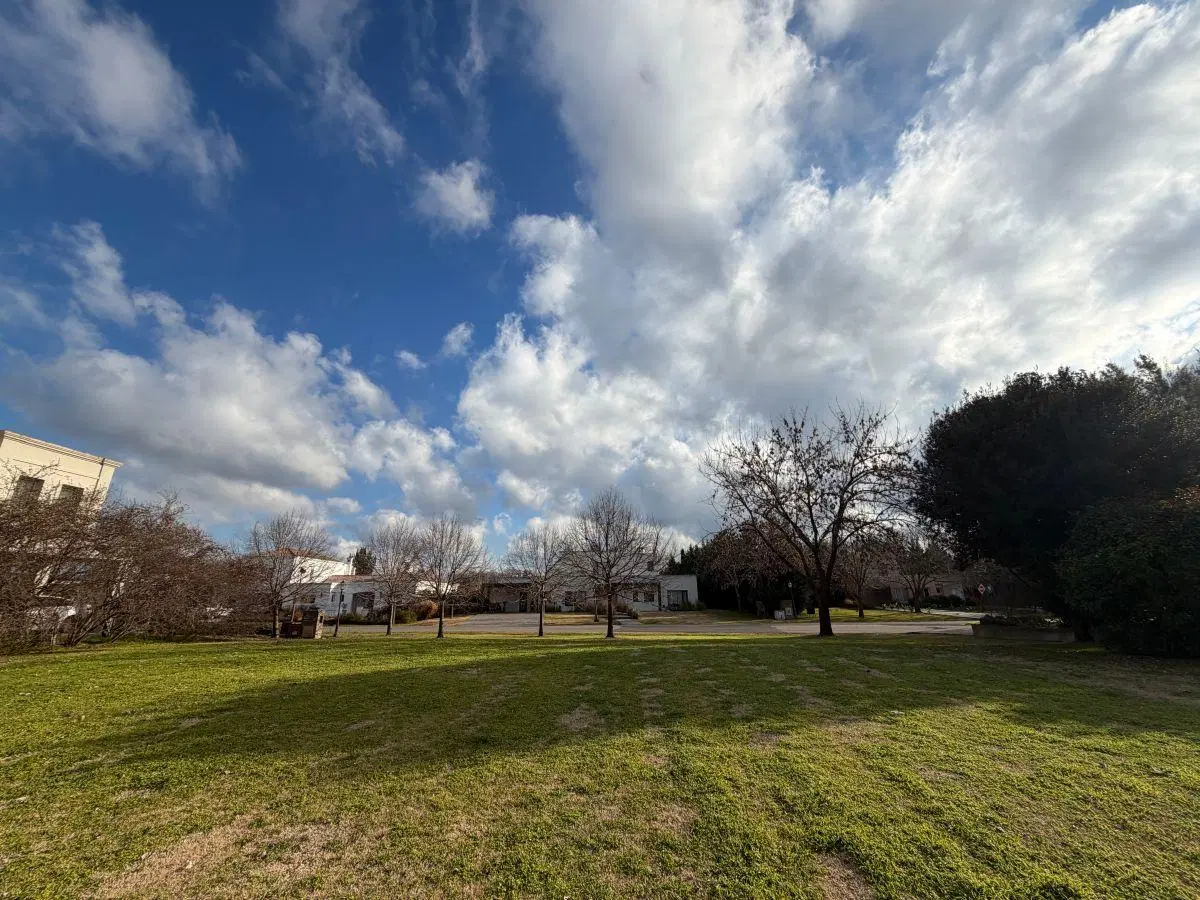 En venta - Espectacular lote en el Golf, Estancias del Pilar 3