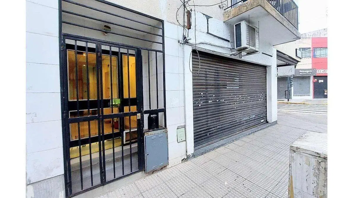 DEPTO | 2 AMBIENTES | 2do piso POR ESCALERA | BALCÓN | APTO CRÉDITO | LUMINOSO | FLORES 1