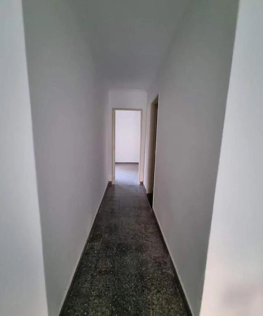 DEPTO | 2 AMBIENTES | 2do piso POR ESCALERA | BALCÓN | APTO CRÉDITO | LUMINOSO | FLORES 5