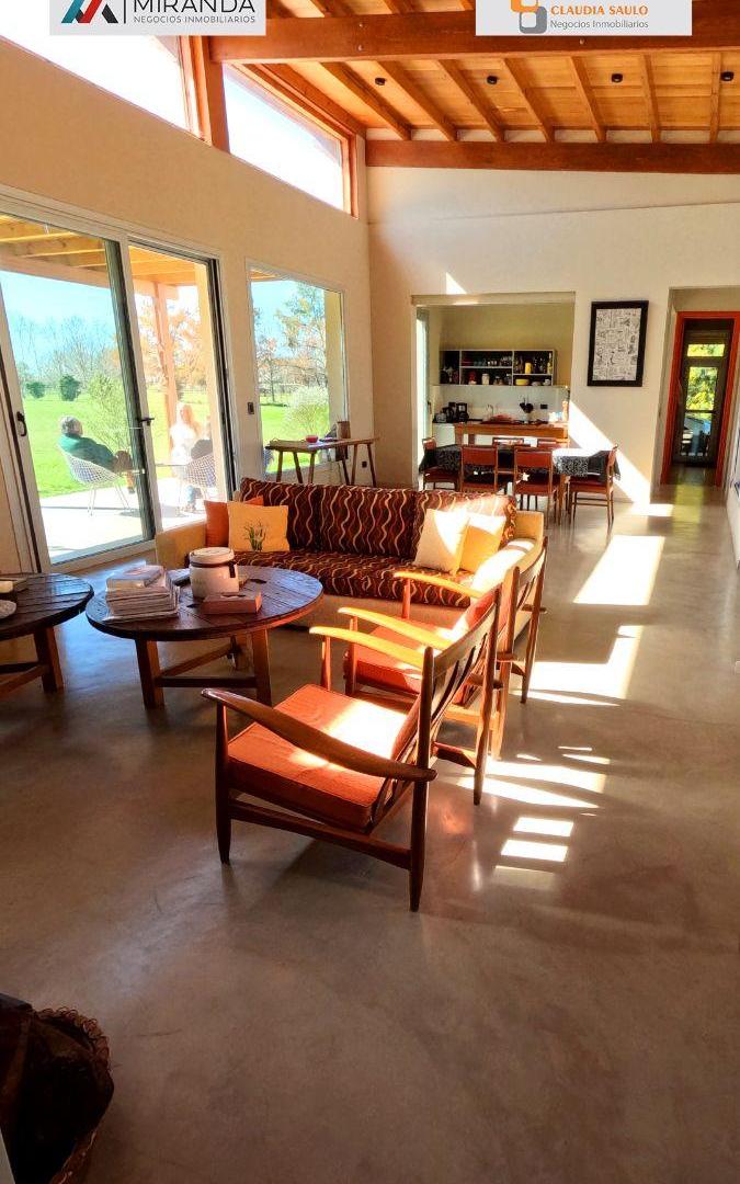 Foto de Casa en Venta en Chascomús Barrio de Chacras Laguna Vitel Mucho Verde, imagen 4