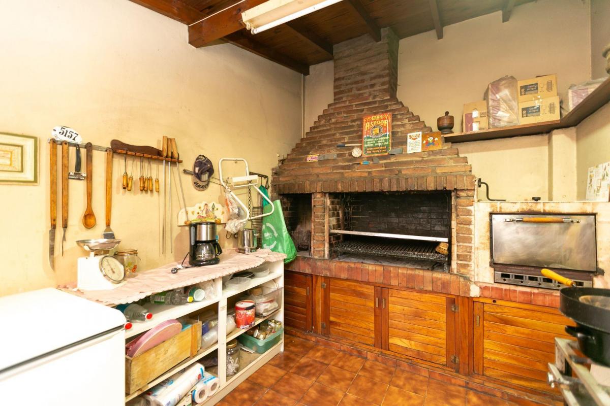 Casa 5 Ambientes en Versalles con Garage y Quincho 4