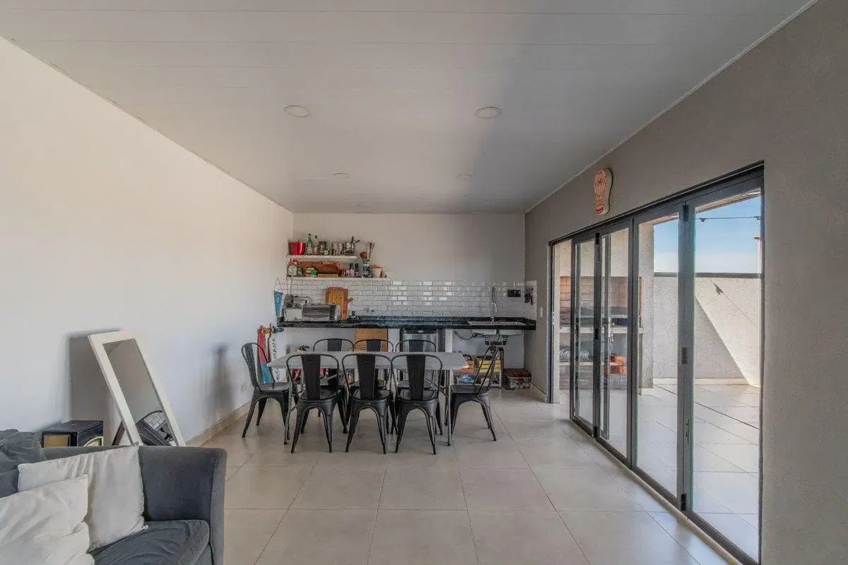 VENTA DEPTO 3 AMBIENTES CON QUINCHO Y TERRAZ 2