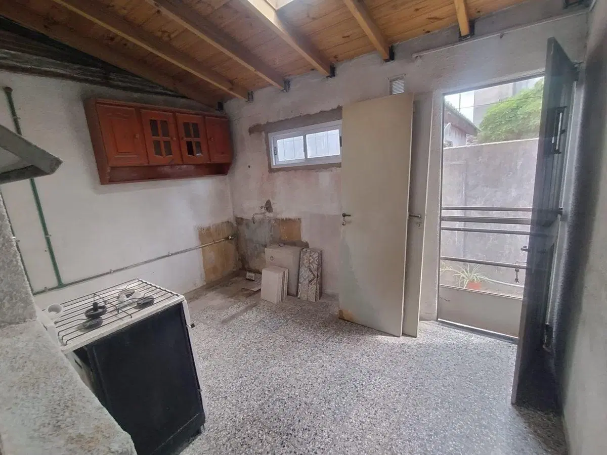 VENTA PH HAEDO 2 AMBIENTES 29M2 4