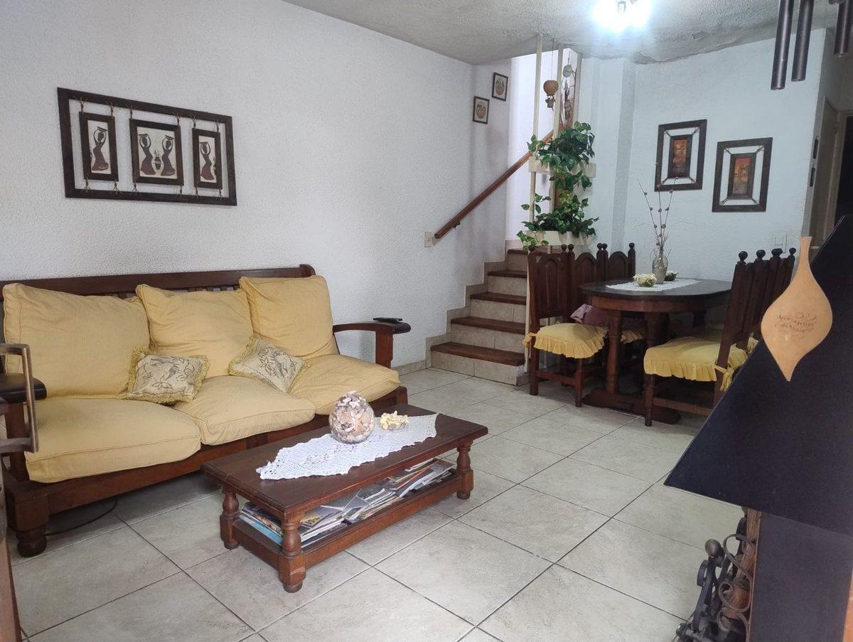 VENTA, CASA DUPLEX COCHERA 89 M2 HAEDO CHICO