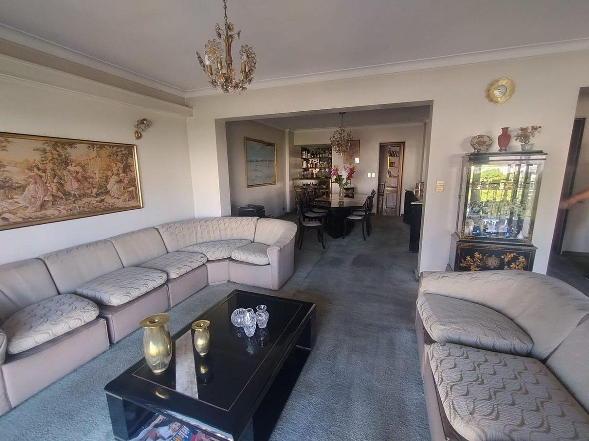 VENTA SEMIPISO 176M2 4 AMB COCHERA DEPENDENCIA BAU