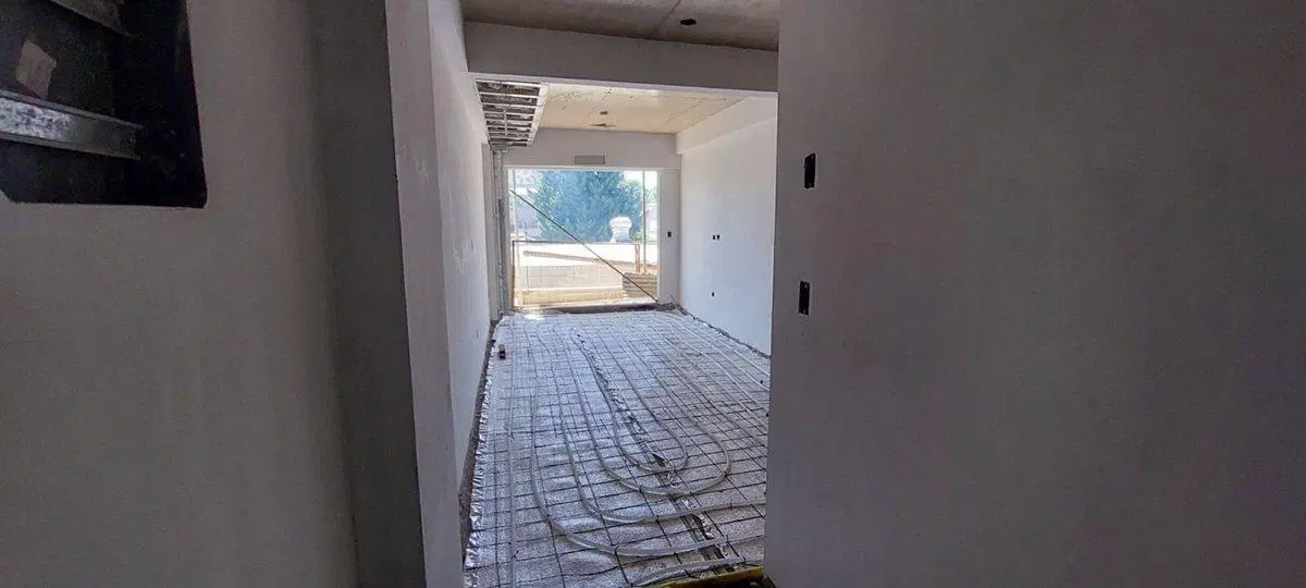 VENTA 3 AMBIENTES y PATIO a estrenar Monte Castro 3