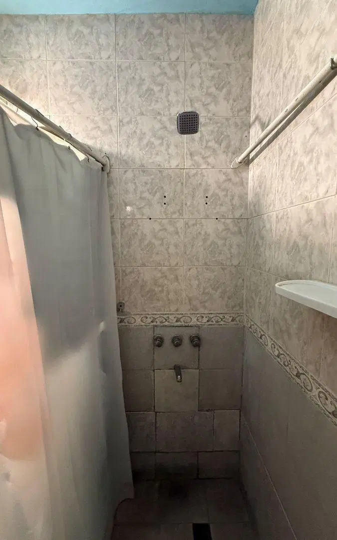 Venta Casa Multifamiliar en Moreno 4