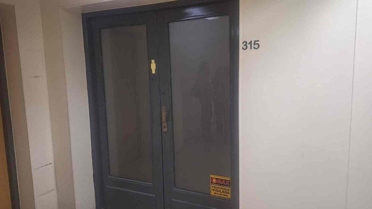 VENTA OFICINA EN MICROCENTRO 80 M2
