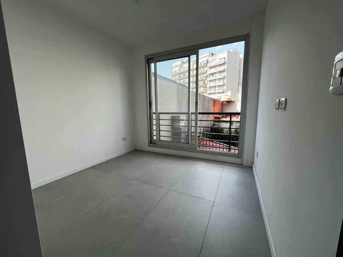 ALQUILER DEPTO 2 AMBIENTES CABALLITO SUBTE B 3