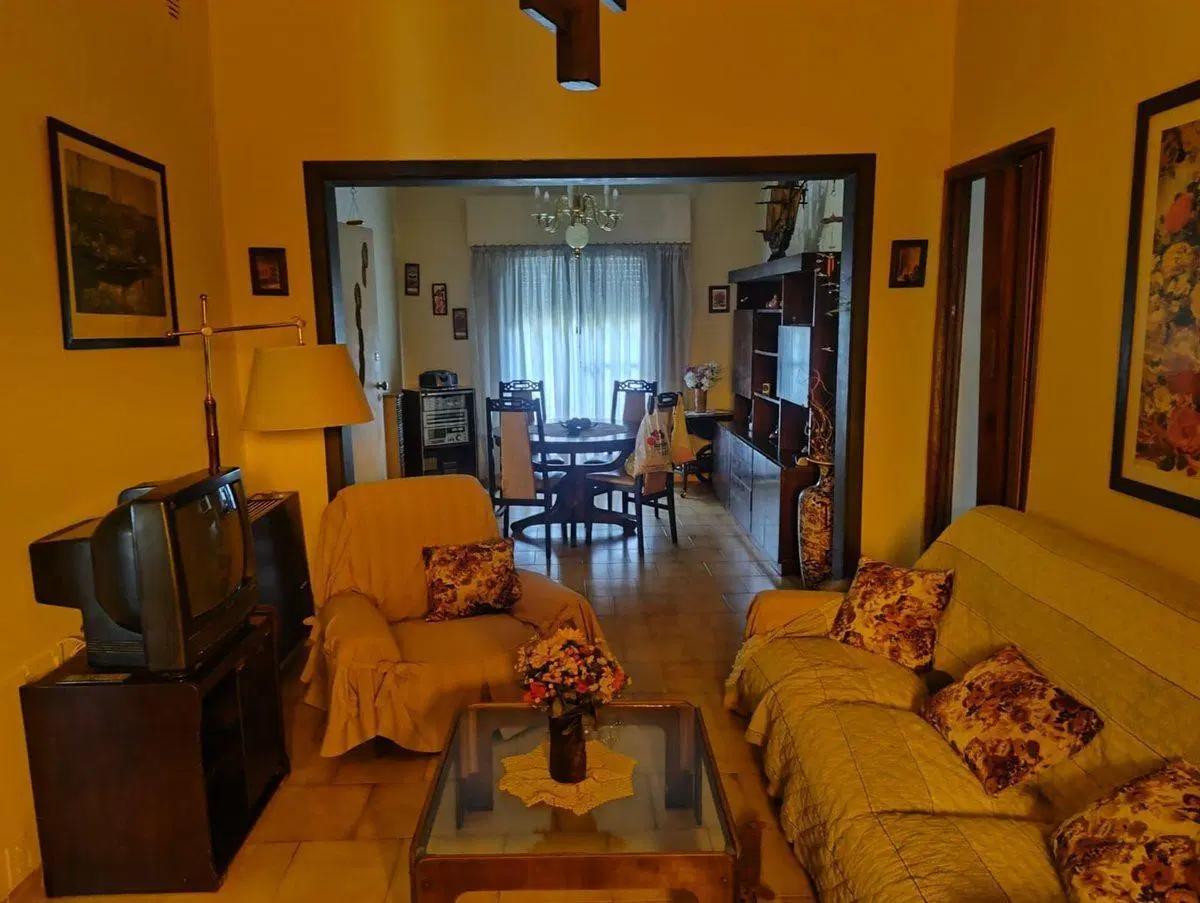 VENTA CASA 5 AMBIENTES 310M2 CON PARQ. EL PALOMAR 4