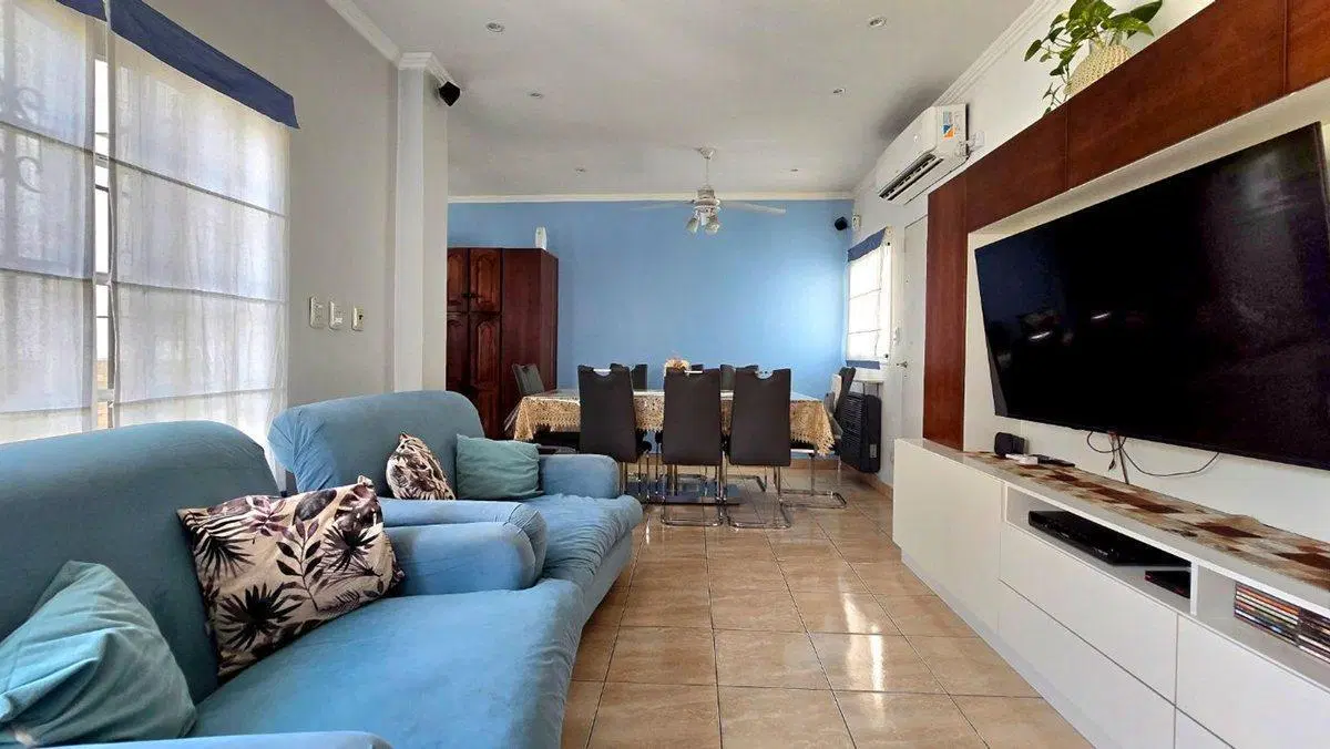 Venta Casa 3 ambientes El palomar pileta parrilla 4