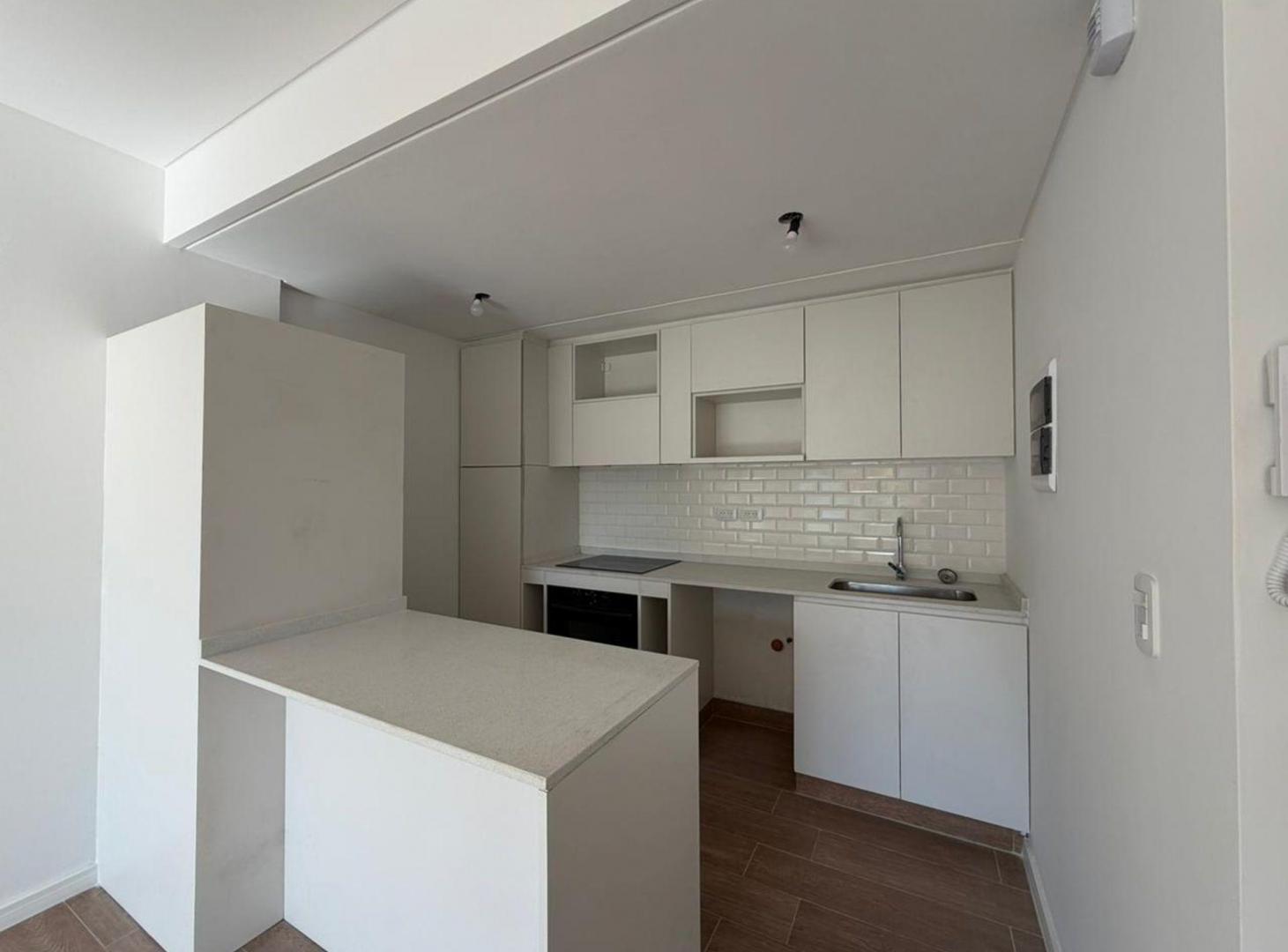 Foto de VENTA DEPTO 3 AMB A ESTRENAR MUY LUMINOSO DEVOTO, imagen 2