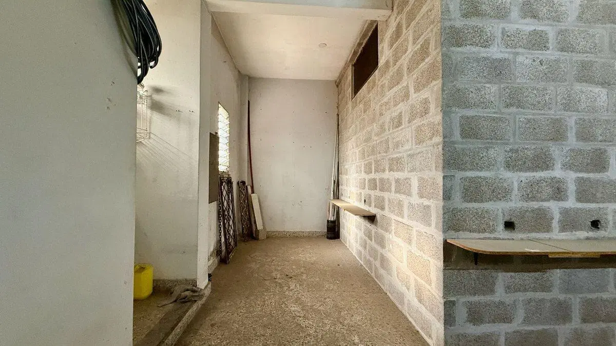 Venta en Block Casa y Local en Estrada Villa Maipu 5