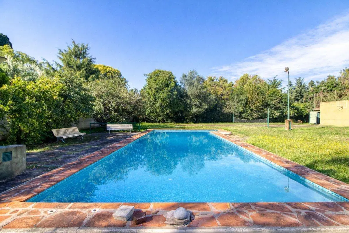 Venta Casa Quinta c/Pileta Terreno 950m2-La Reja 2