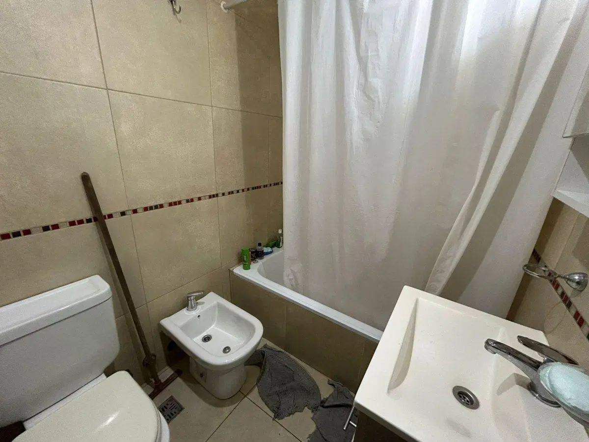 VENTA DEPTO 2 AMB CON PILETA LANUS ESTE 5