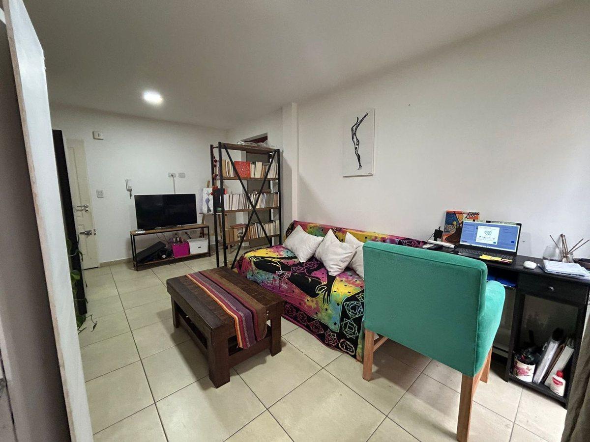 Foto de VENTA DEPTO 2 AMB CON PILETA LANUS ESTE, imagen 2