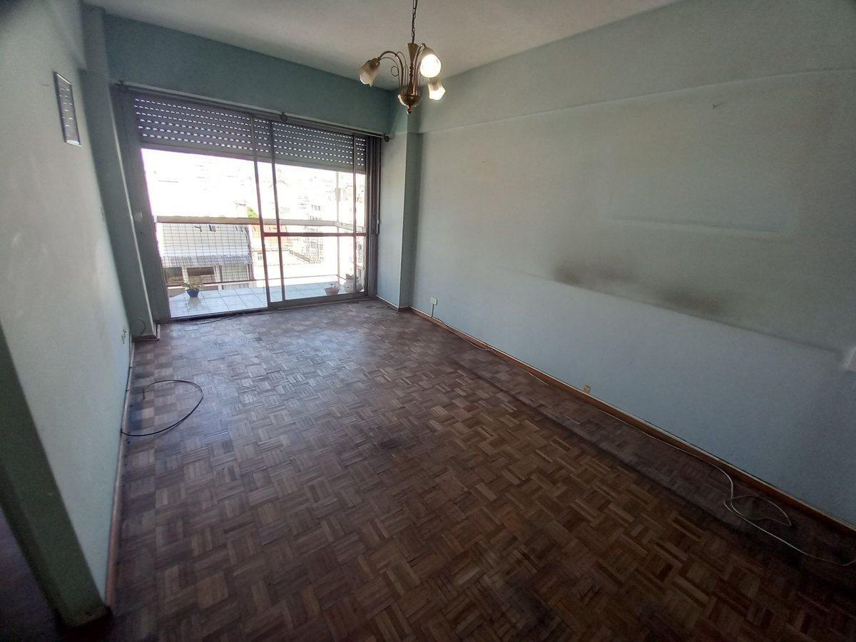 Foto de VENTA DEPARTAMENTO 2 AMB. SAN NICOLAS APTO PROF., imagen 4