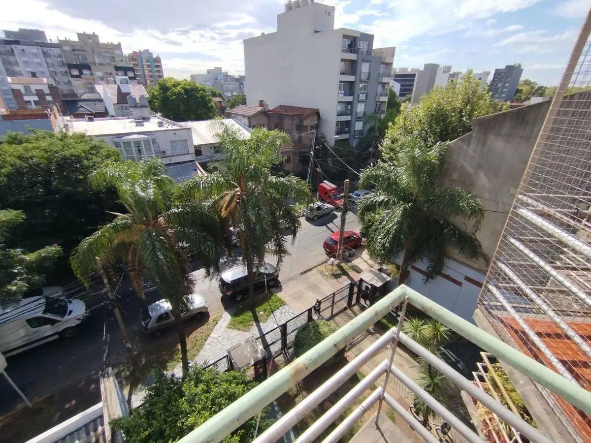 VENTA MONOAMBIENTE EN MORON AL FRENTE APTO CREDITO 5