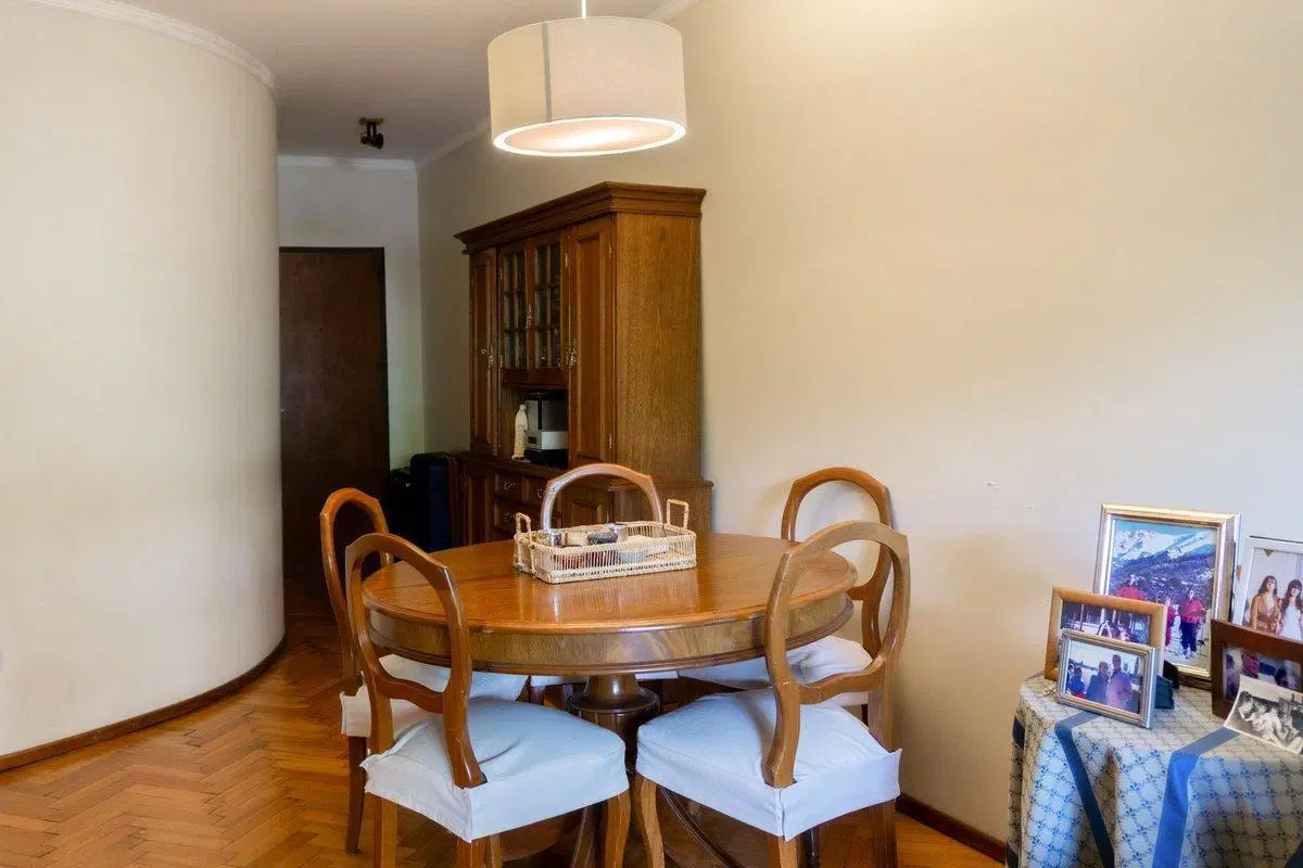 Depto. en venta 4 ambientes con COCHERA 5