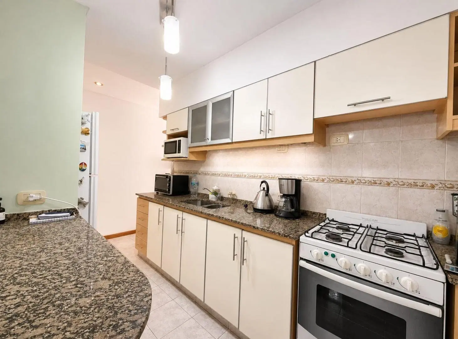 VENTA PH 3 AMB CON PATIO PARRILLA Y COCHERA DEVOTO 2