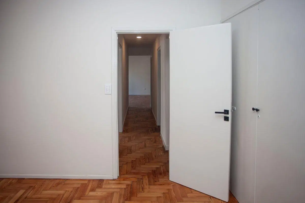 VENTA DEPTO. 4 AMBIENTES CON BALCÓN CABALLITO 5