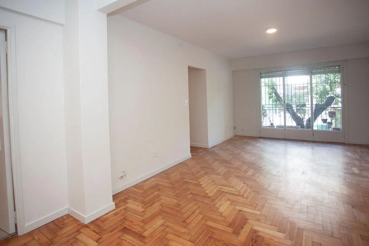 VENTA DEPTO. 4 AMBIENTES CON BALCÓN CABALLITO 2