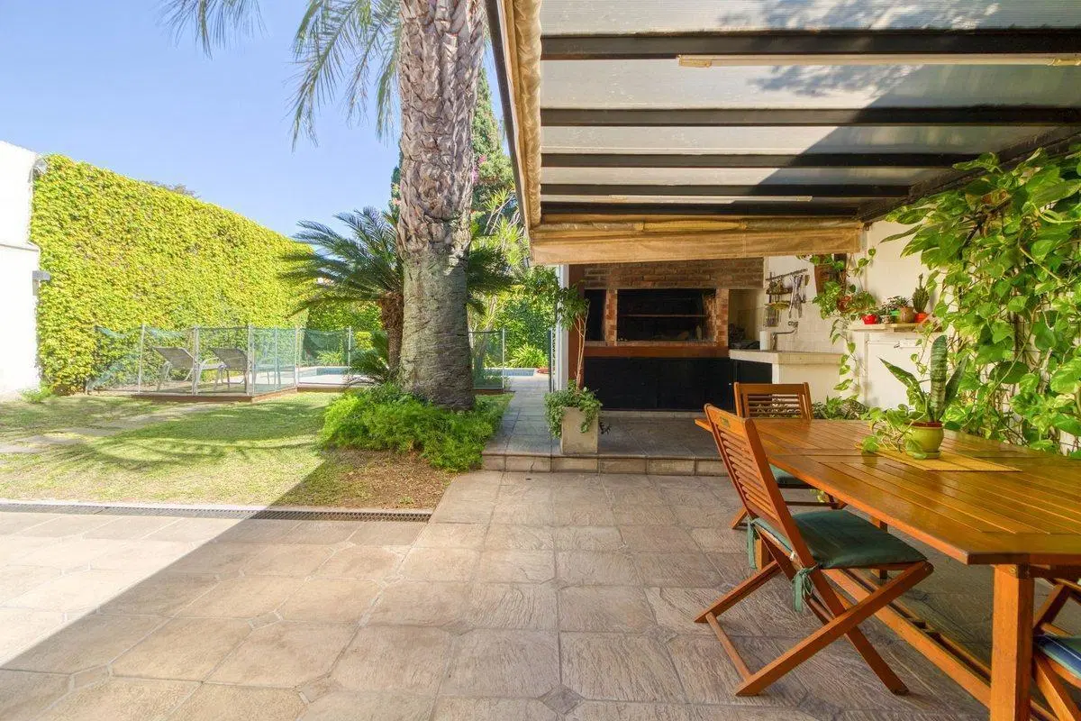 Vta Chalet 4 amb con piscina V.Sarmiento Apto Cred 2