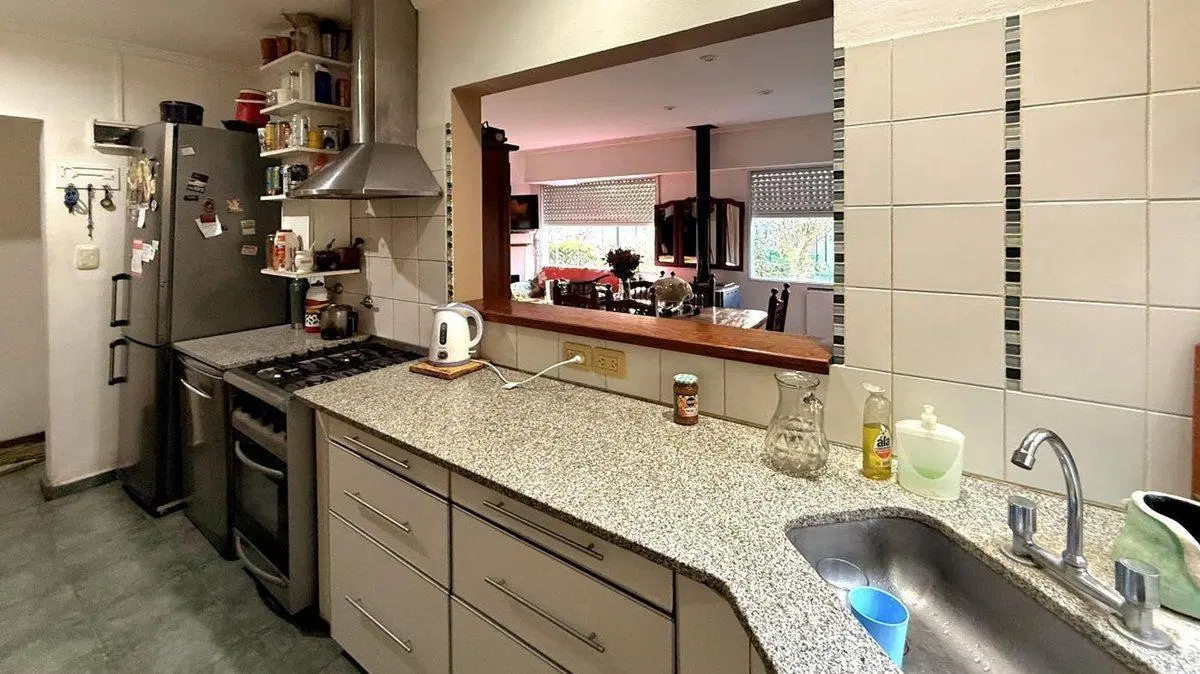 VENTA Casa Cuatro Ambientes en Lomas Altas 3