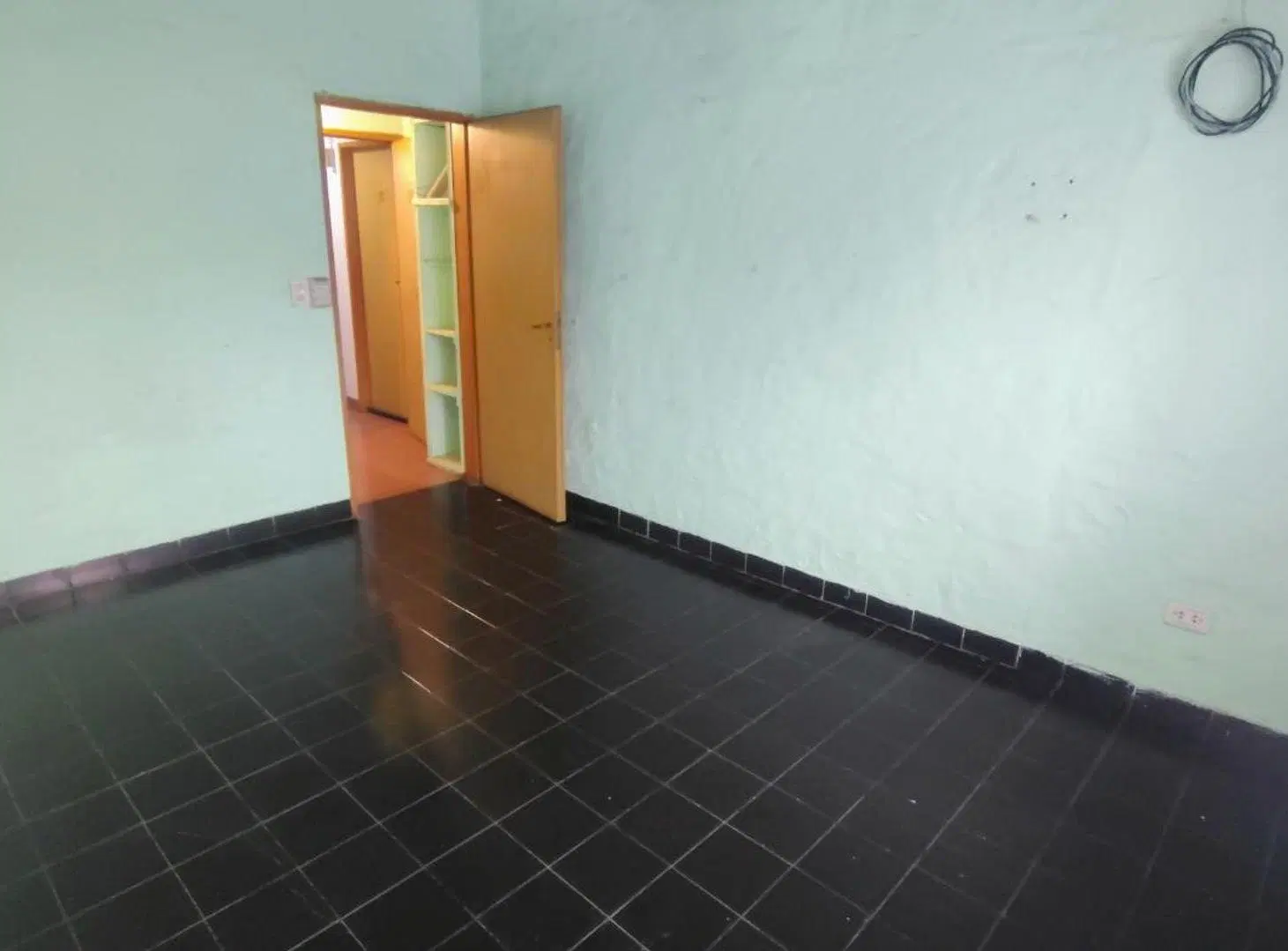 VENTA TALLER/GALPÓN BECCAR + 7 MONOAMBIENTES INDEP 4