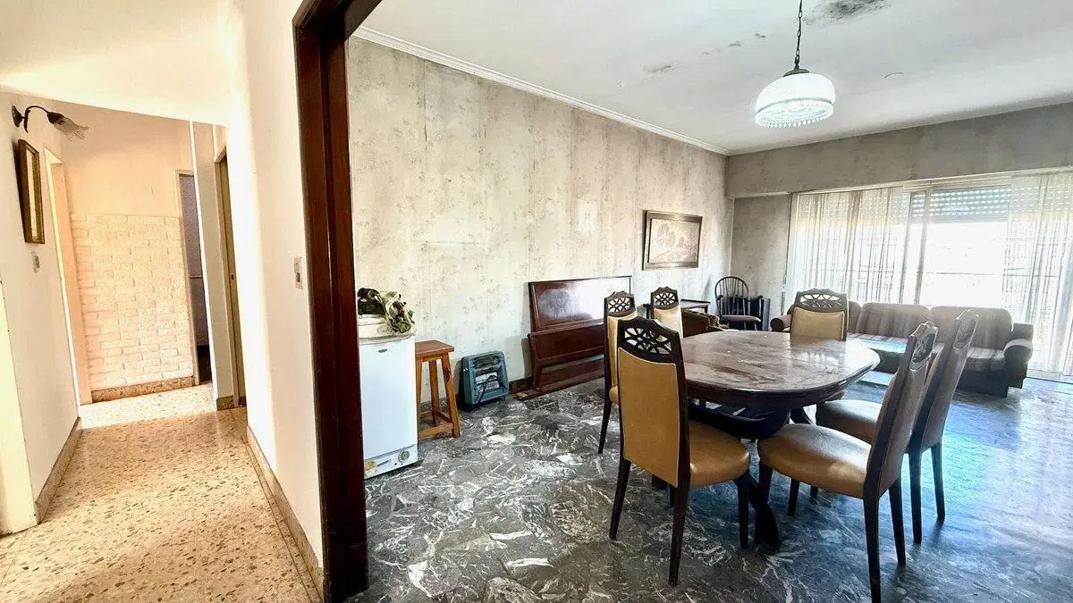 Venta en Block Casa y Local en Estrada Villa Maipu 4