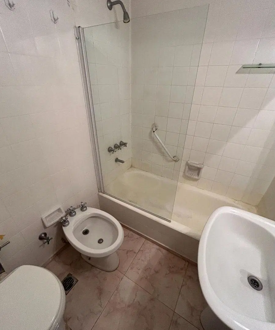 VENTA DEPTO 4 AMB CON BALCON VILLA URQUIZA 5