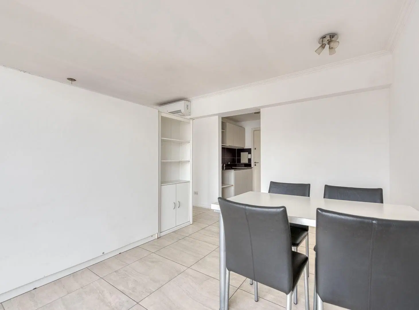 VENTA MONOAMBIENTE SAN CRISTOBAL - BALCON 4