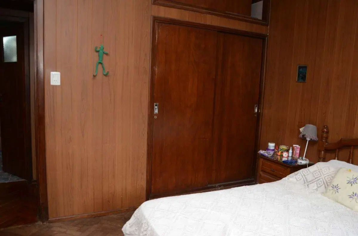 VENTA CASA 375M2 4AMB. PARQUE, PATIO, CONSULTORIO 4