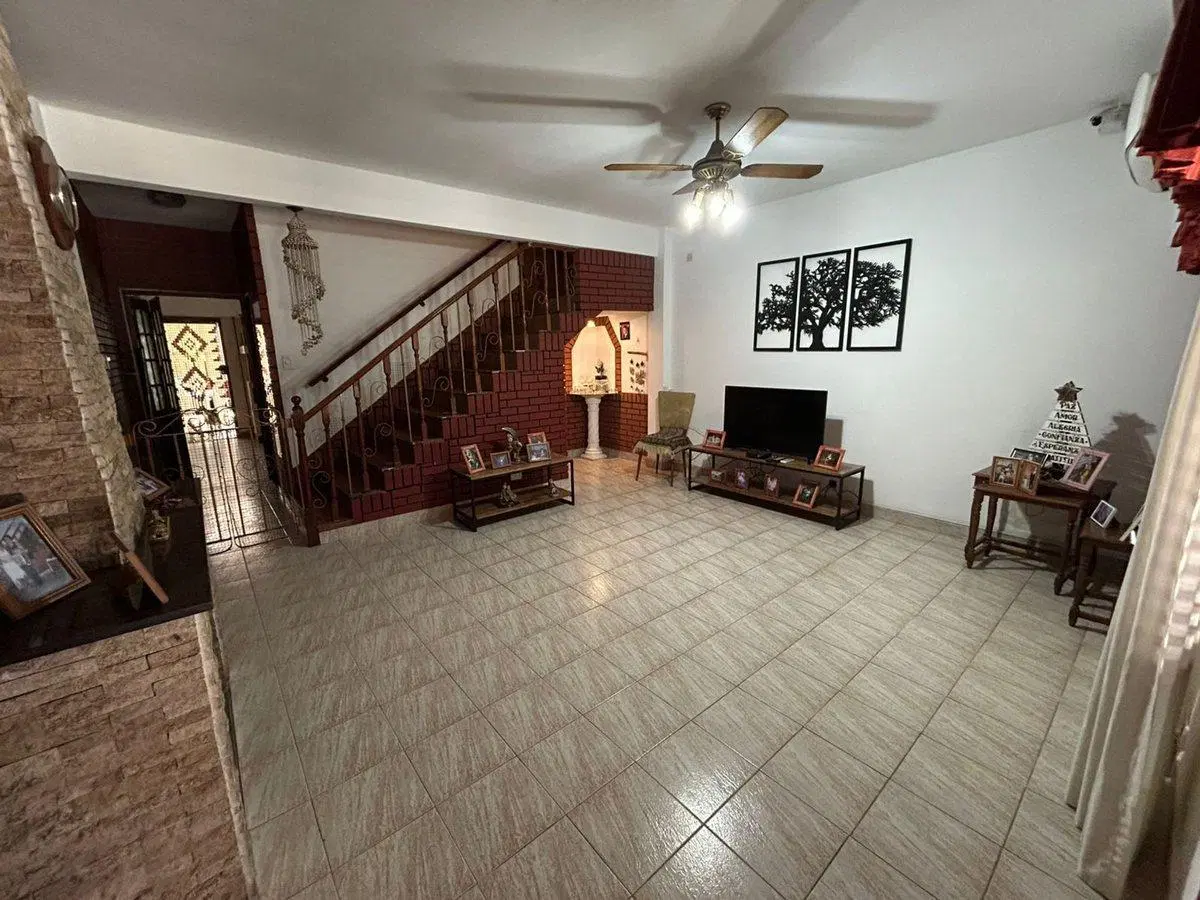 Venta casa 4 amb c/Cochera-Lomas del Mirador 4