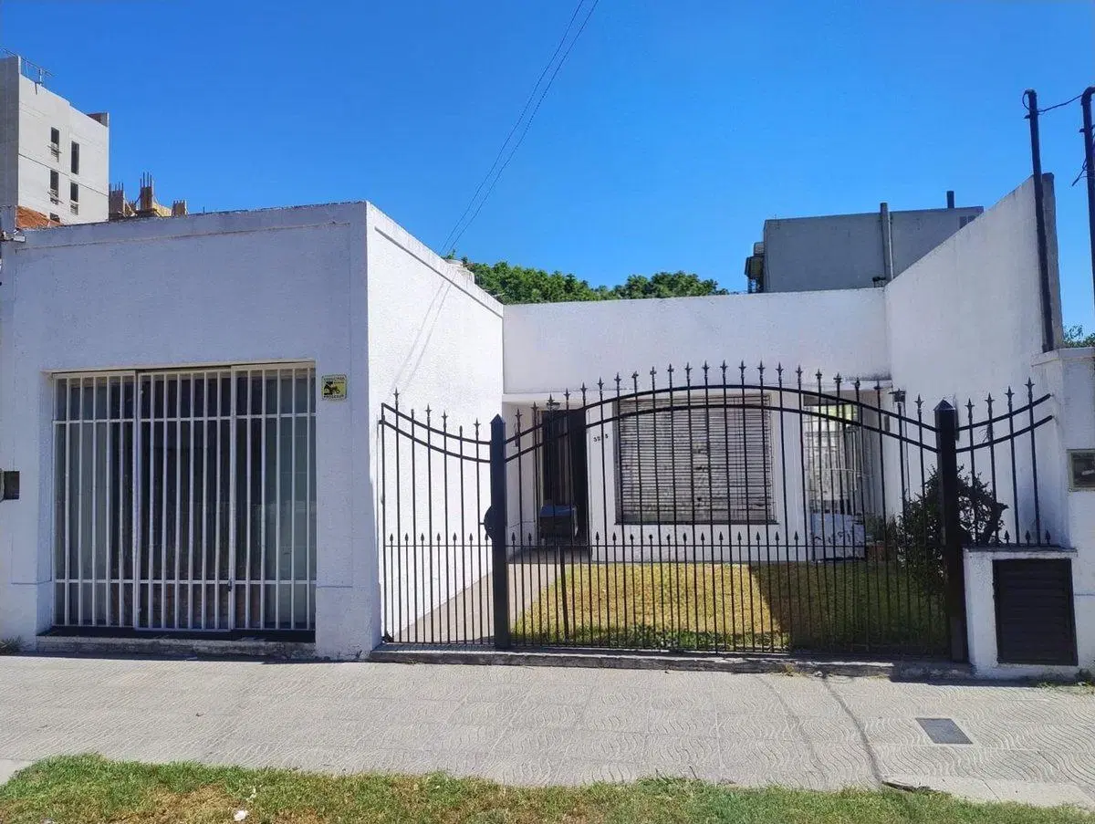 VENTA CASA 4 AMB 360M2 APTO PROF SAN JUSTO 2