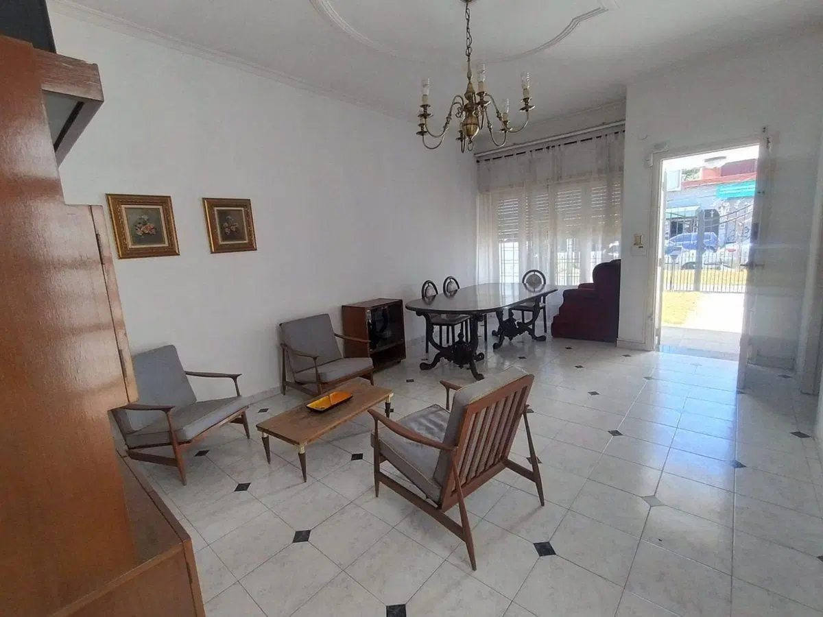 VENTA CASA 4 AMB 360M2 APTO PROF SAN JUSTO 4