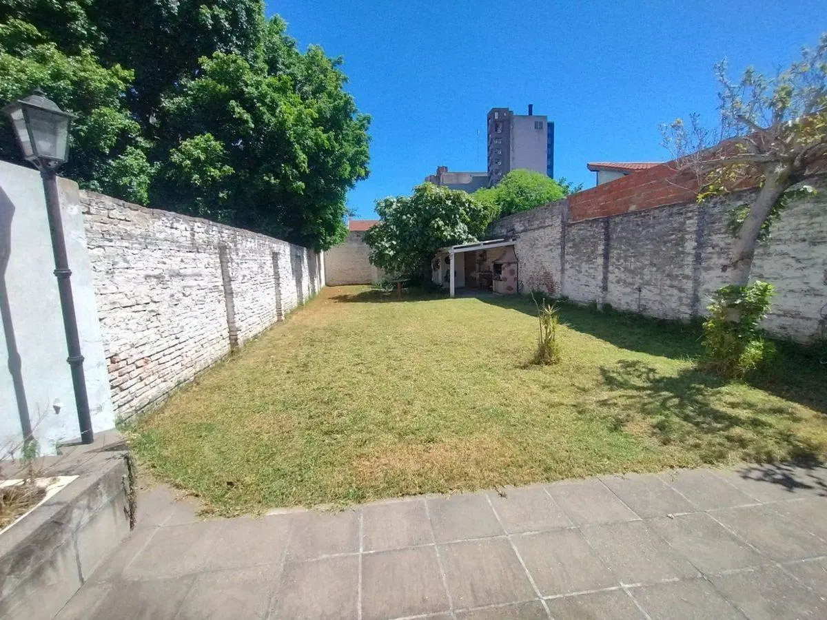 VENTA CASA 4 AMB 360M2 APTO PROF SAN JUSTO 3