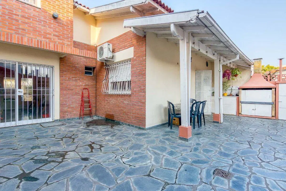 Venta Chalet de 4 amb. en Barrio Güemes - HAEDO 4