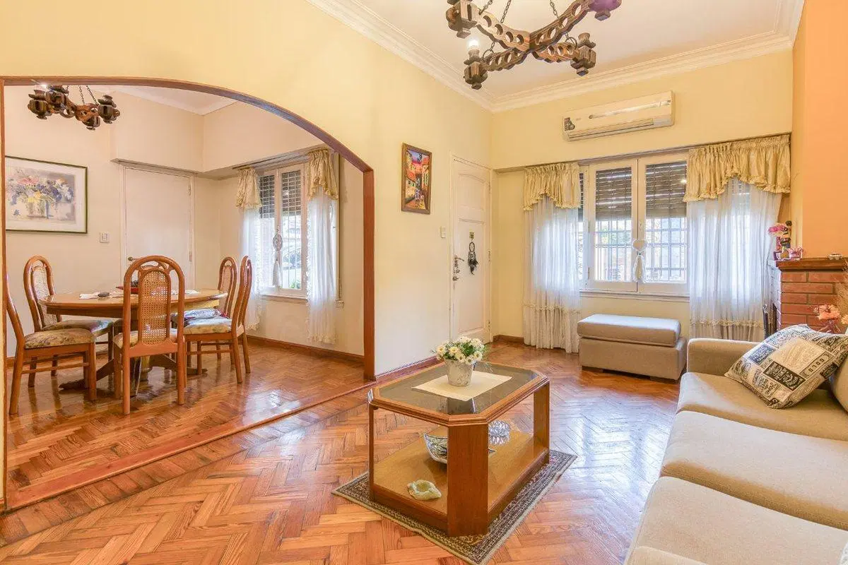 Venta Chalet de 4 amb. en Barrio Güemes - HAEDO 5