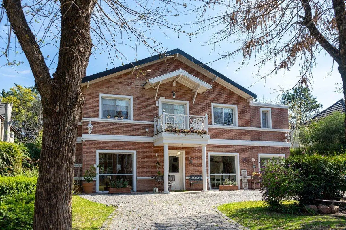 VENTA CASA 5AMB. 700M2 EL SOLAR DEL BOSQUE CANNING 3